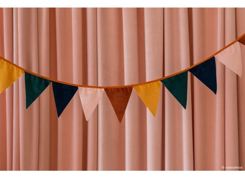 Girlanda Nobodinoz Savanna Velvet