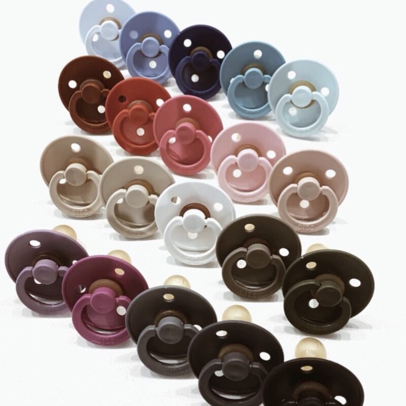 Smoczek BIBS M 6-18m | Chocolate & Sand