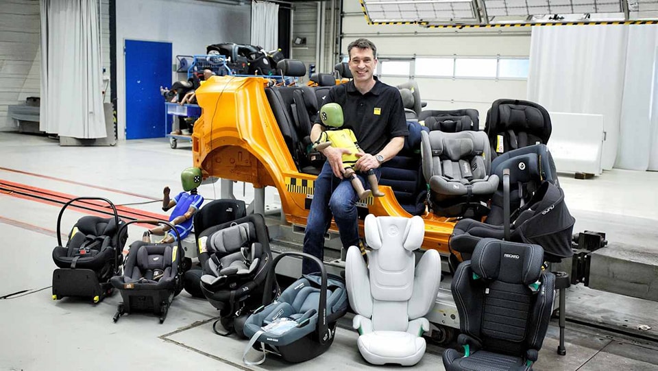 Test fotelików samochodowych - czym jest ADAC? Test fotelików samochodowych - czym jest ADAC?